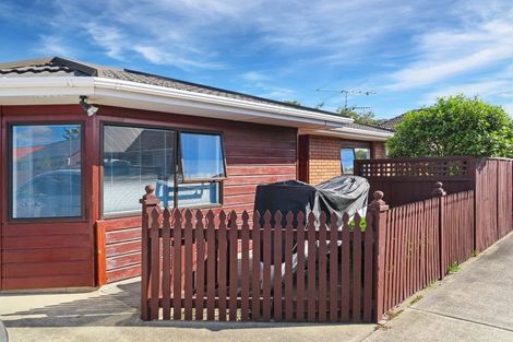 Photo of property in 39a Birdwood Road, Waterloo, Lower Hutt, 5011