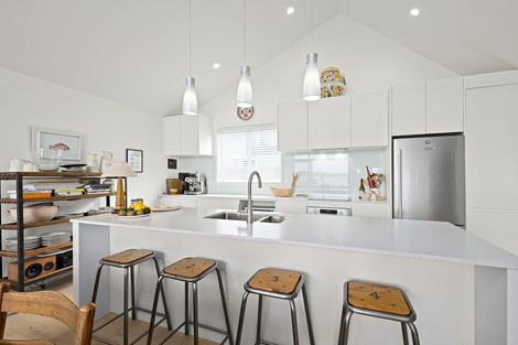 Photo of property in 32 Boathouse Bay Lane, Snells Beach, 0920