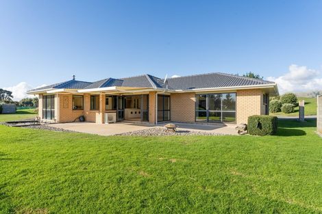 Photo of property in 12 Waitaheke Road, Te Horo, Otaki, 5581
