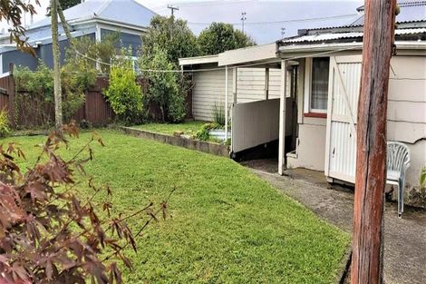 Photo of property in 23 Pakington Street, Westport, 7825