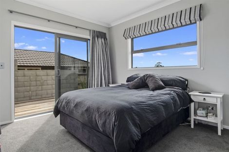 Photo of property in 111 Oteki Park Drive, Welcome Bay, Tauranga, 3112
