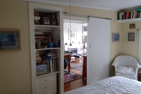 Photo of property in 103 Messenger Terrace, Oakura, 4314