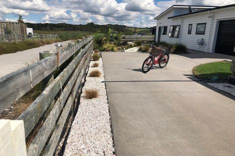 Photo of property in 68c Jack Boyd Drive, Mangawhai Heads, Kaiwaka, 0573
