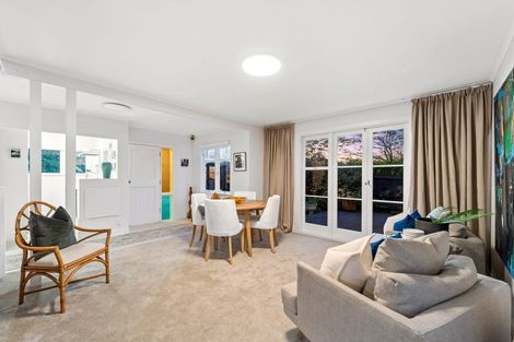 Photo of property in 2a Hauraki Road, Hauraki, Auckland, 0622