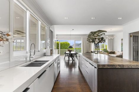 Photo of property in 4 Sentinel Road, Herne Bay, Auckland, 1011