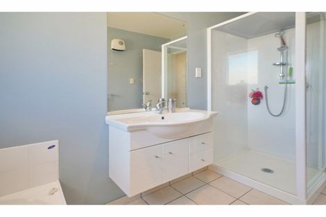 Photo of property in 58a Northcote Road, Northcote, Christchurch, 8052