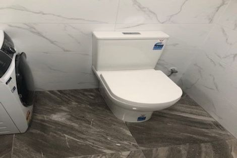 Photo of property in 20a Lyndfield Lane, Newlands, Wellington, 6037