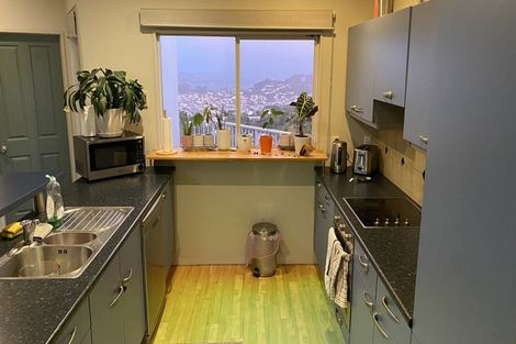 Photo of property in 2/37 Mills Road, Brooklyn, Wellington, 6021