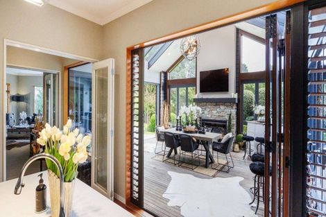 Photo of property in 7 Titirangi Drive, Fitzherbert, Palmerston North, 4471