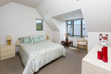 Photo of property in 2a Vernon Grove, Brown Owl, Upper Hutt, 5018