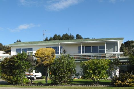 Photo of property in 10 Ocean Road, Ohope, 3121