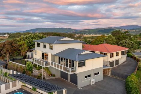 Photo of property in 39a Wharemauku Road, Raumati Beach, Paraparaumu, 5032