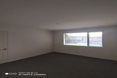 Photo of property in 24 Woodcroft Way, Pukekohe, 2120