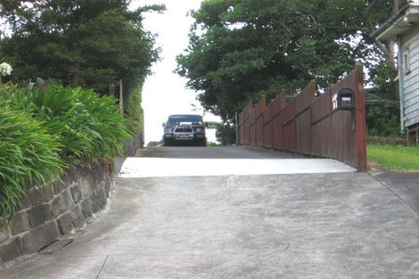 Photo of property in 82 Goodall Street, Hillsborough, Auckland, 1042