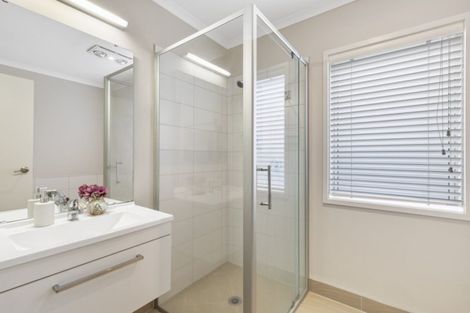 Photo of property in 1 Poaka Avenue, Takanini, 2112