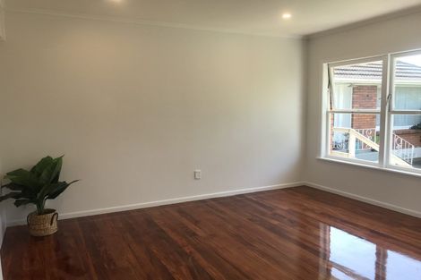 Photo of property in 3/13 Ellen Avenue, Hillcrest, Auckland, 0627