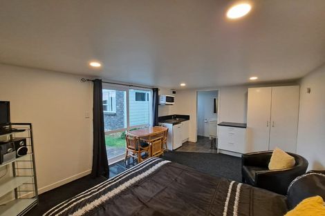 Photo of property in 8 Walmer Grove, Bell Block, New Plymouth, 4312