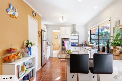 Photo of property in 24 Nicholas Road, Somerville, Auckland, 2014