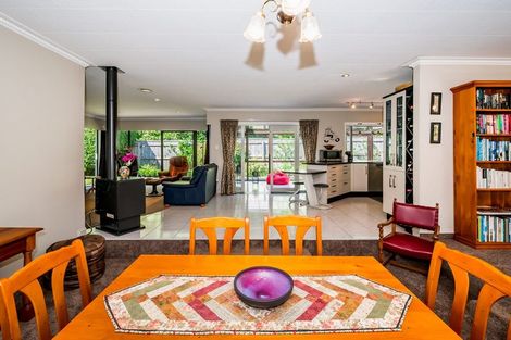 Photo of property in 23 Tawa Street, Waikanae, 5036