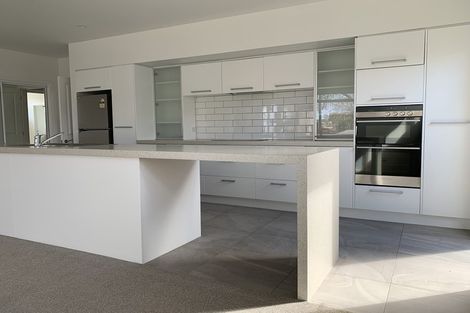 Photo of property in 323 Cambridge Terrace, Christchurch Central, Christchurch, 8013