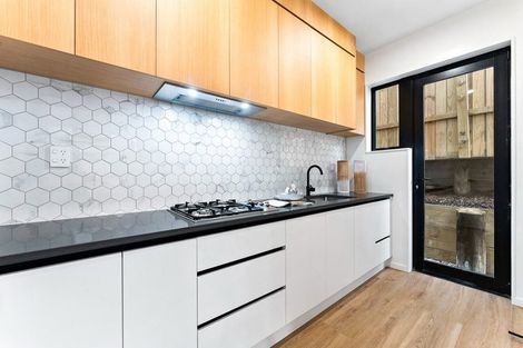 Photo of property in 6 La Bella Road, Hobsonville, Auckland, 0616