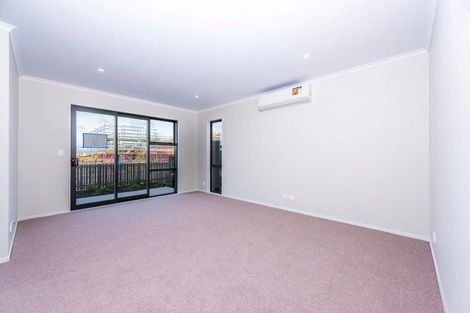 Photo of property in 11 Waenganui Road, Hobsonville, Auckland, 0616