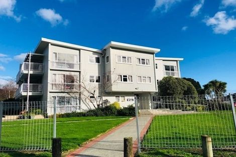 Photo of property in 95 Farmer Crescent, Taita, Lower Hutt, 5011