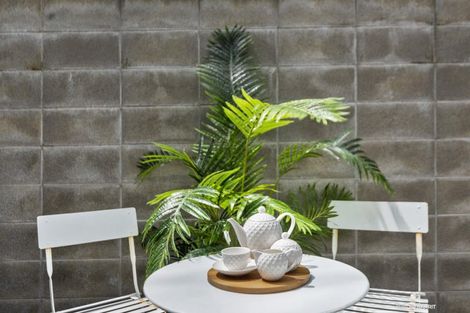 Photo of property in Canvas Apartments, 6/307 Willis Street, Te Aro, Wellington, 6011