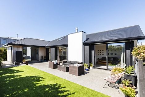 Photo of property in 86 Aston Drive, Waimairi Beach, Christchurch, 8083