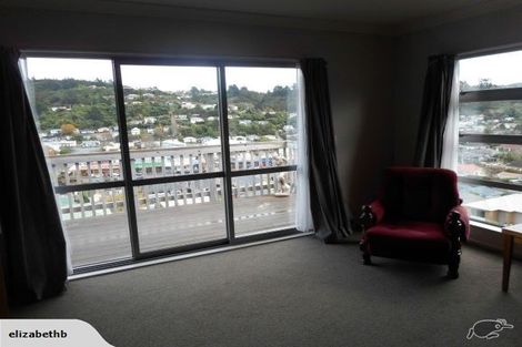 Photo of property in 32 Speldhurst Grove, Stokes Valley, Lower Hutt, 5019