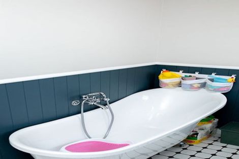 Photo of property in 3 Sunny Grove, Wainuiomata, Lower Hutt, 5014