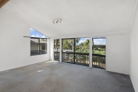 Photo of property in 74 Carlisle Road, Browns Bay, Auckland, 0632
