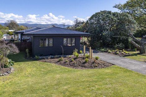 Photo of property in 53 Victoria Street, Carterton, 5713