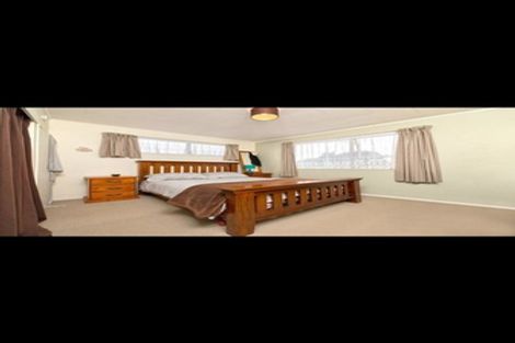 Photo of property in 21 Bellfield Road, Opaheke, Papakura, 2113