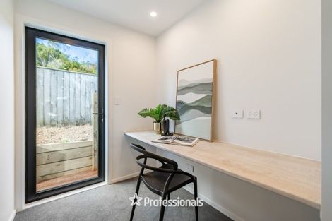 Photo of property in 28a Kaitangata Crescent, Kelson, Lower Hutt, 5010