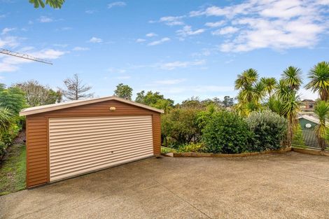 Photo of property in 50 John Dee Crescent, Red Beach, 0932