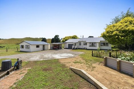 Photo of property in 1083 Tarata Road, Kaimata, Inglewood, 4387