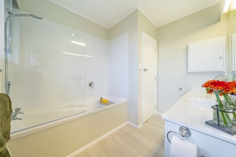 Photo of property in 350 Fergusson Drive, Heretaunga, Upper Hutt, 5018