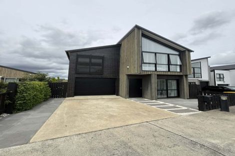 Photo of property in 8 Berba Lane, Westgate, Auckland, 0814