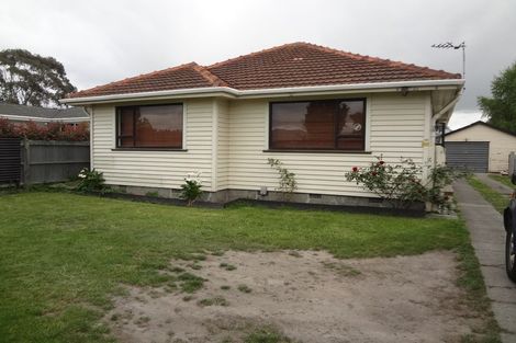 Photo of property in 111 Wainoni Road, Avondale, Christchurch, 8061