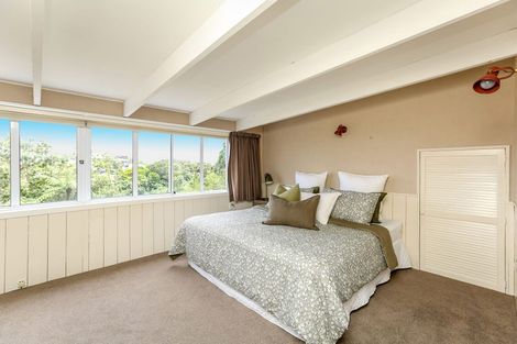 Photo of property in 12 Dorset Avenue, Westown, New Plymouth, 4310