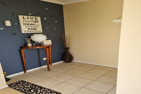 Photo of property in 19 Fergy Crescent, Wattle Downs, Auckland, 2103