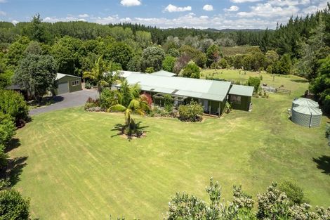 Photo of property in 37 Davis Strongman Place, Kerikeri, 0293