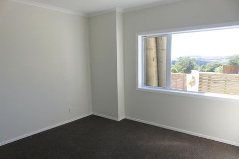 Photo of property in 18a Carluke Street, Paparangi, Wellington, 6037