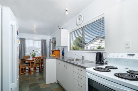 Photo of property in 4 Luanda Drive, Ranui, Auckland, 0612