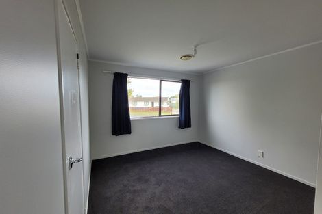 Photo of property in 2 Massine Place, Randwick Park, Auckland, 2105