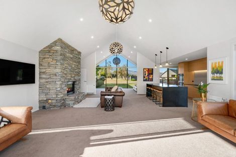 Photo of property in 8 Wakefield Lane, Mount Pisa, Cromwell, 9383