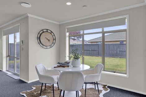 Photo of property in 26 Gardenia Close, Melville, Hamilton, 3206