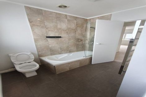 Photo of property in 40 Velma Road, Hillcrest, Auckland, 0627