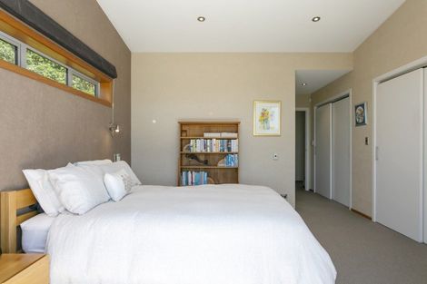 Photo of property in 10 Cameron Drive, Acacia Bay, Taupo, 3385